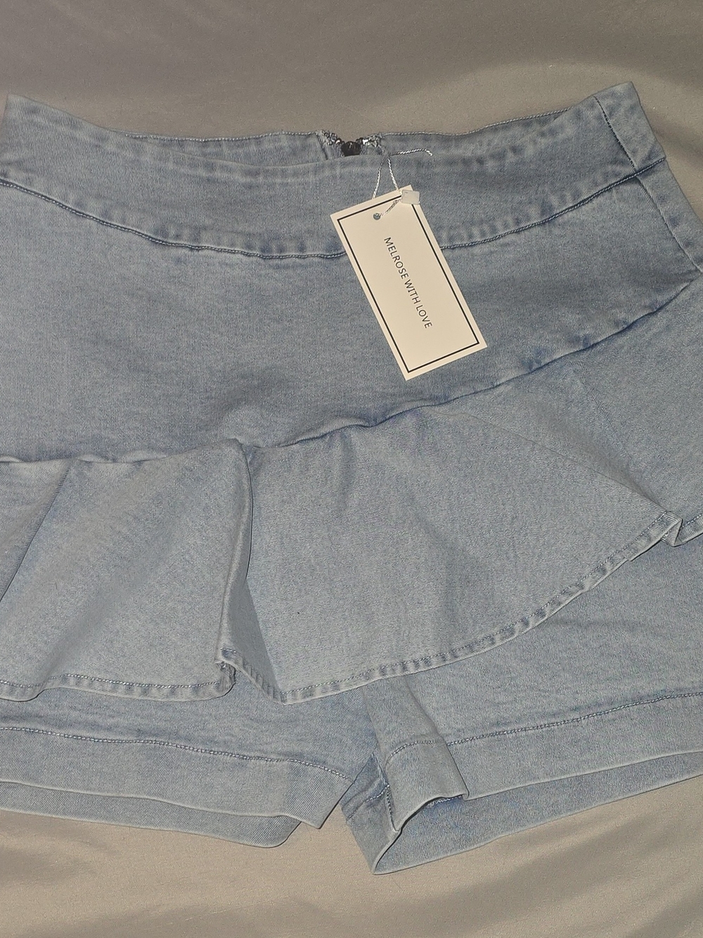 Melrose With Love Light Wash Denim Ruffle Skort High Rise Pockets Zip Size L